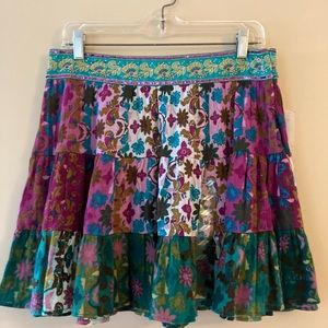 NWT DKNY Jeans boho inspired mini skirt size 7